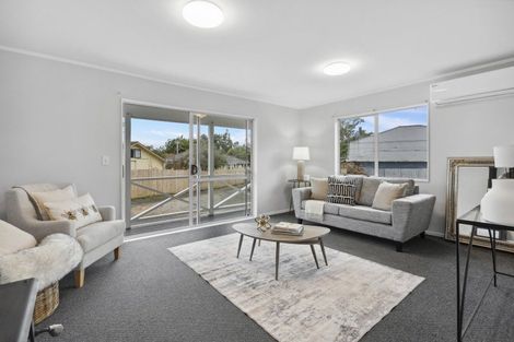 Photo of property in 49a Kings Drive, Levin, 5510