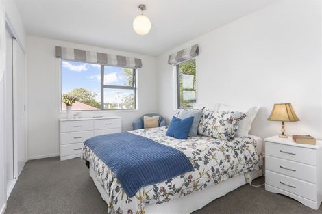 Photo of property in 5 Alberta Street, Point Chevalier, Auckland, 1022