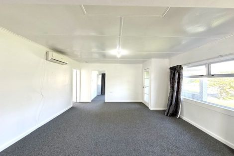 Photo of property in 90 Centennial Avenue, Waitara, 4320