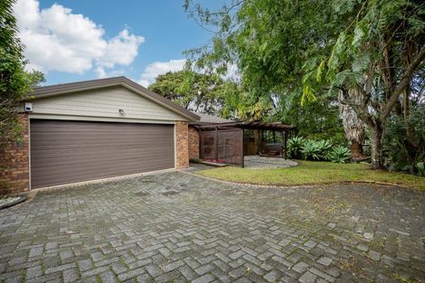 Photo of property in 27 Mckinley Road, Sunnyvale, Auckland, 0612