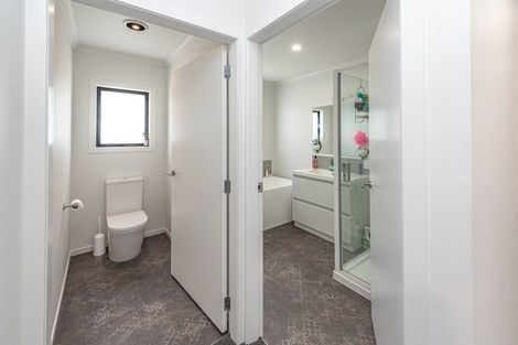 Photo of property in 17a Alma Road, Gonville, Whanganui, 4501