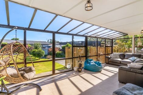 Photo of property in 8 Home Street, Winton, 9720