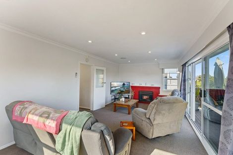 Photo of property in 23 Aorangi Road, Paraparaumu, 5032