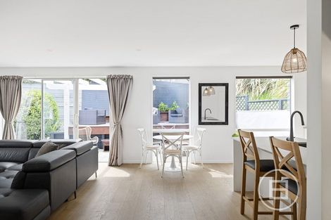 Photo of property in 7 Haines Way, Arthurs Point, Queenstown, 9371