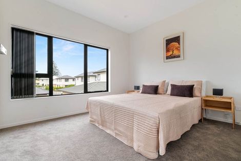 Photo of property in 5/32 Tapuwae Way, Mangere Bridge, 2022