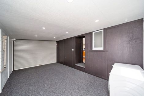 Photo of property in 32 Wallath Road, Westown, New Plymouth, 4310