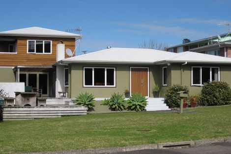 Photo of property in 53 Ocean View Road, Waihi Beach, 3611