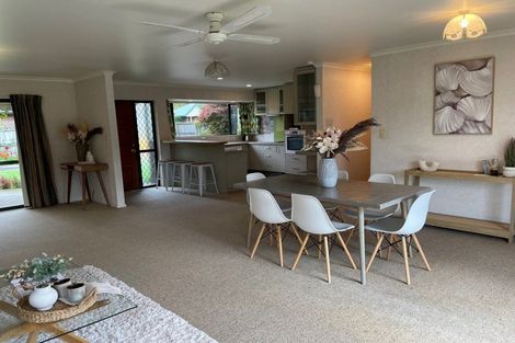 Photo of property in 24 Buckleys Road, Rangiora, 7400