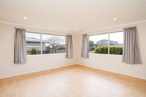Photo of property in 32 Elm Crescent, Gladstone, Invercargill, 9810