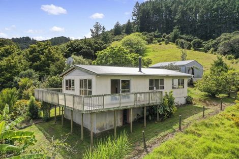 Photo of property in 225 Okura Bay Road, Totara North, Kaeo, 0479
