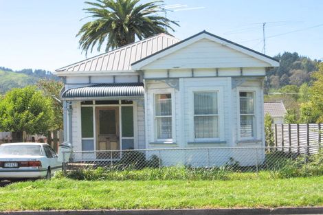 Photo of property in 345 Aberdeen Road, Gisborne, 4010