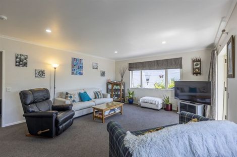 Photo of property in 10 Warwick Street, Feilding, 4702