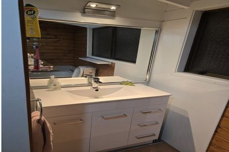 Photo of property in 9 Charles Prevost Drive, The Gardens, Auckland, 2105