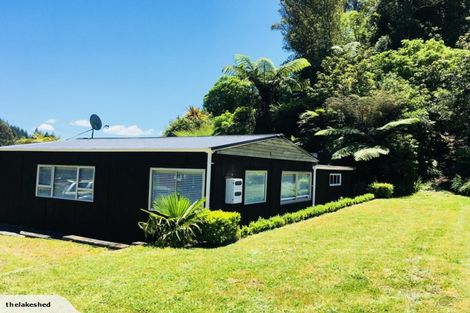 Photo of property in 2 Chingford Road, Lake Rotoma, Rotorua, 3074