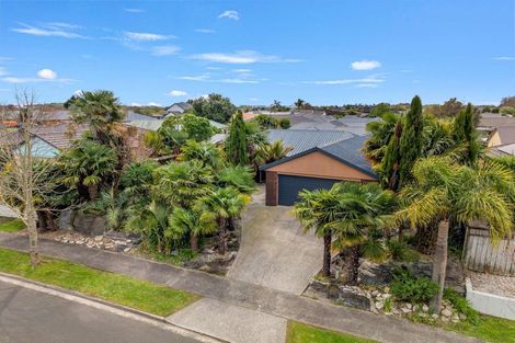 Photo of property in 2 Saxon Woods Drive, Rototuna North, Hamilton, 3210