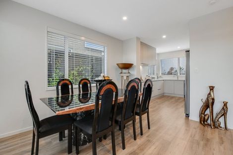 Photo of property in 169 Millwater Parkway, Silverdale, 0932