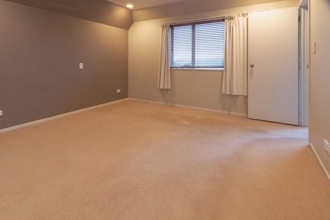 Photo of property in 2/114 Gowing Drive, Meadowbank, Auckland, 1072