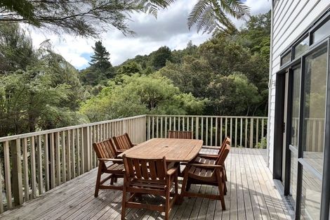 Photo of property in 7 Lowry Heights, Stokes Valley, Lower Hutt, 5019