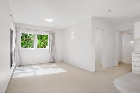 Photo of property in 1/16 Green Lane East, Remuera, Auckland, 1050