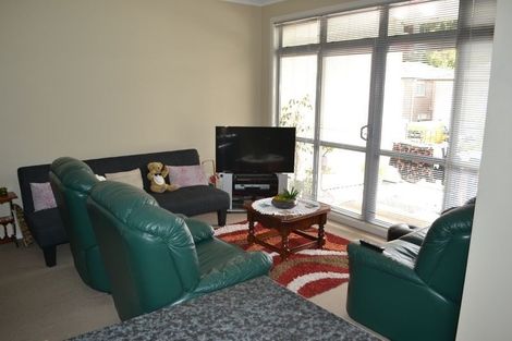 Photo of property in 10/11 Carlos Drive, Flat Bush, Auckland, 2016