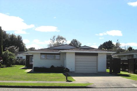 Photo of property in 37 Marlborough Street, Levin, 5510