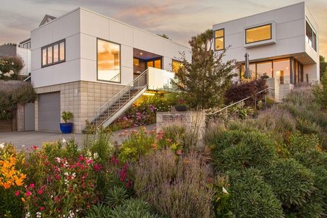 Photo of property in 19 Penlington Place, Akaroa, 7520