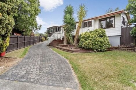 Photo of property in 3 St Annes Crescent, Wattle Downs, Auckland, 2103
