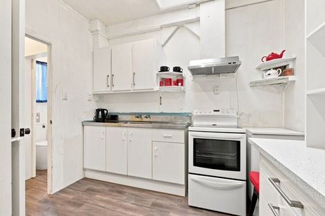Photo of property in 4 Westwood Street, Bellevue, Tauranga, 3110