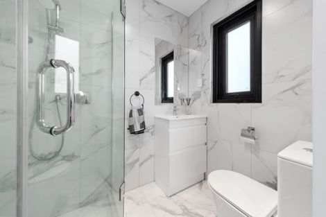 Photo of property in 148a Hutchinsons Road, Bucklands Beach, Auckland, 2014