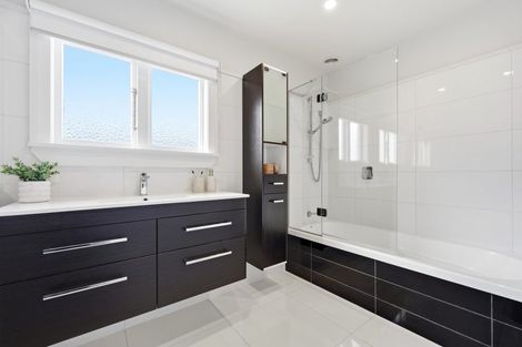 Photo of property in 34 Poulton Avenue, Richmond, Christchurch, 8013