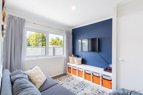 Photo of property in 19 Turon Crescent, Totara Park, Upper Hutt, 5018