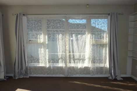 Photo of property in 10 Kendal Avenue, Burnside, Christchurch, 8053