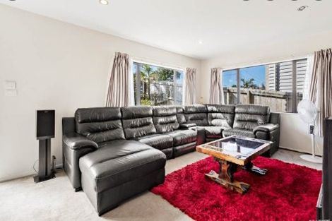Photo of property in 234 Sturges Road, Henderson, Auckland, 0612