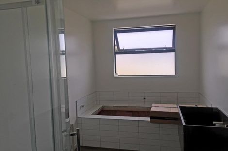 Photo of property in 38 Mount Creighton Crescent, Wanaka, 9305