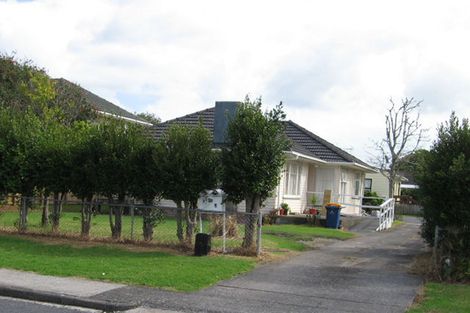 Photo of property in 26a Kervil Avenue, Te Atatu Peninsula, Auckland, 0610