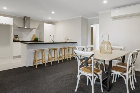 Photo of property in 30 Komata Crescent, Papamoa Beach, Papamoa, 3118