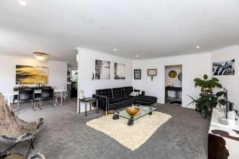 Photo of property in 24 Sackville Street, Fitzroy, New Plymouth, 4312