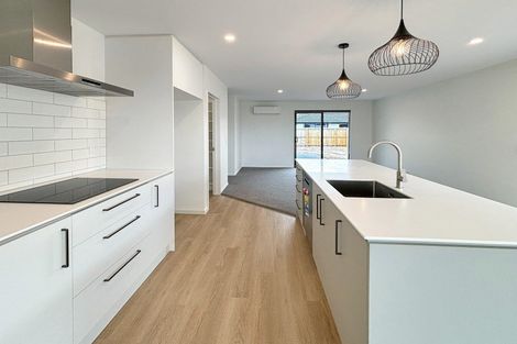 Photo of property in 22 Songpa Street, Halswell, Christchurch, 8025