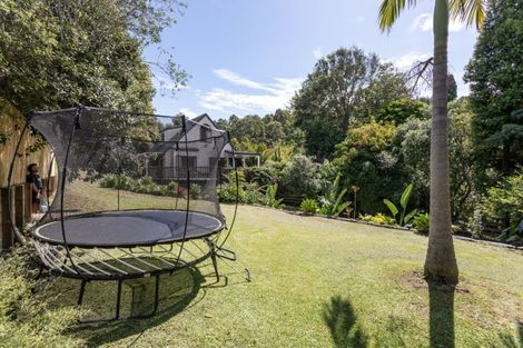 Photo of property in 115 Onemana Drive, Onemana, Whangamata, 3691