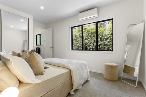 Photo of property in 35 Palmer Crescent, Mission Bay, Auckland, 1071