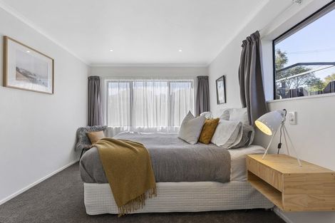 Photo of property in 2/74 Pah Road, Papatoetoe, Auckland, 2025