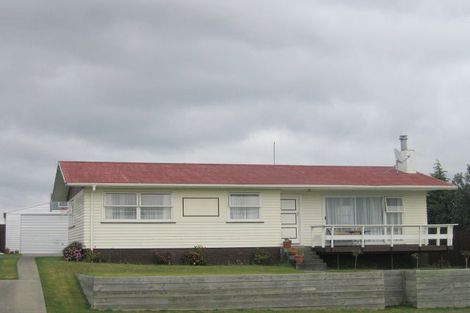 Photo of property in 102 Richmond Avenue, Richmond Heights, Taupo, 3330