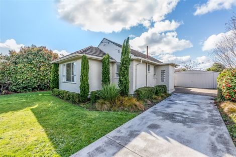 Photo of property in 21 Dinton Street, Russley, Christchurch, 8042