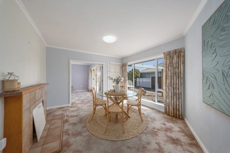 Photo of property in 16 Manuka Street, Mairehau, Christchurch, 8013