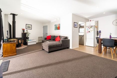 Photo of property in 60 Dominica Crescent, Grenada Village, Wellington, 6037