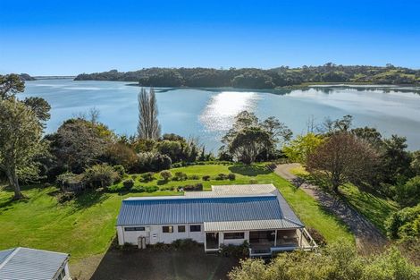 Photo of property in 75 Kutarere Wharf Road, Kutarere, Opotiki, 3198