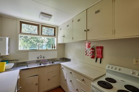 Photo of property in 90 Monorgan Road, Strathmore Park, Wellington, 6022