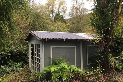 Photo of property in 76 Top Town Place, Coromandel, 3506