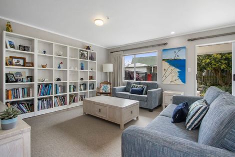 Photo of property in 4a Carisbrooke Street, Katikati, 3129