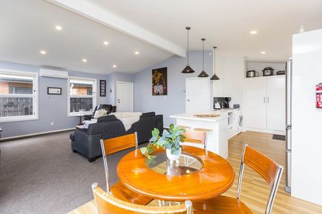 Photo of property in 30a Exchange Street, Ebdentown, Upper Hutt, 5018